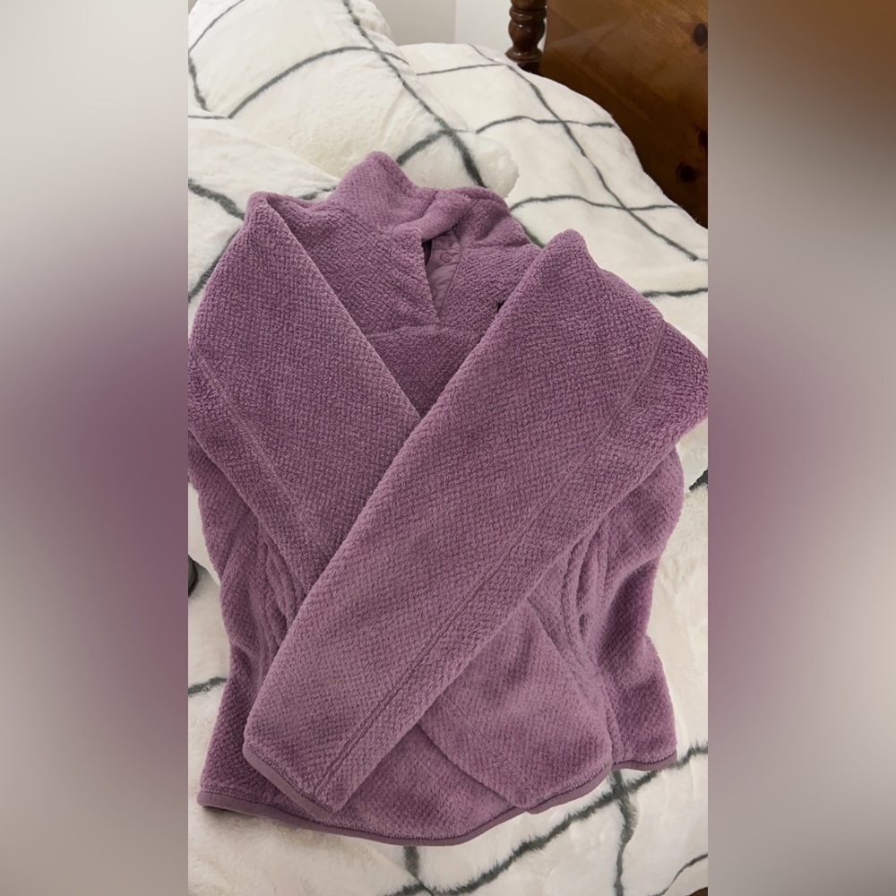 Patagonia pull over
